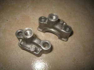 GSX 750 F GR78A Bearing Block D Camshaft Holder Cylinder Head Engine - Picture 1 of 3