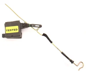 Trunk Latch Release Motor Actuator 00-03 Audi A8 S8 D2 - Genuine - Picture 1 of 2