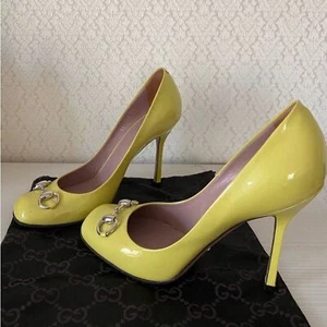 Gucci Patent Leather Yellow Jolene Horsebit Heel Pumps 38.5 EU - Picture 1 of 14