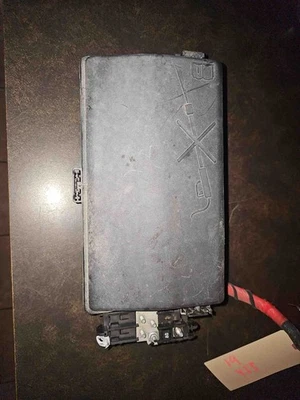 Caja de fusibles de motor Cadillac XTS 18 19 Foto 1 de 4