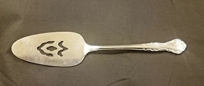 PIE SERVER Queen's Court Deluxe Stainless Steel Flatware Japan Pie Server - Image 1 of 4