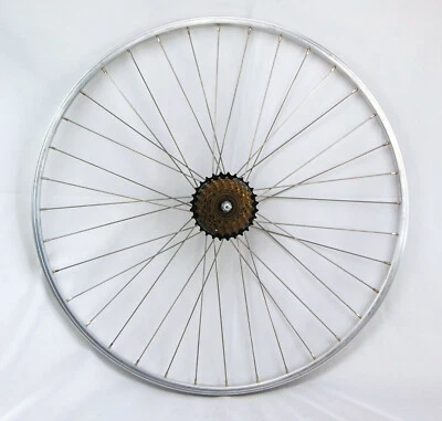 28 Zoll Hinterrad Laufrad Kasten Felge + 7 fach Shimano Kranz silber Alu - Bild 1 von 3