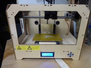 makerbot replicator desktop 3d printer - Picture 1 of 7