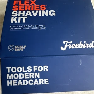 Freebird FlexSeries Kit da Rasatura Rasoio Impermeabile per Uomo Calvo con 5 Rasature - Foto 1 di 8