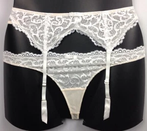 NWT XL Frederick's Of Hollywood Sexy Garter Belt & Thong ECRU Crochet Lace New - Picture 1 of 9