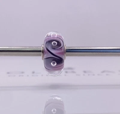 Trollbeads ÚNICO Cuentas de Vidrio Remolino Púrpura y Rosa Único Foto 1 de 4