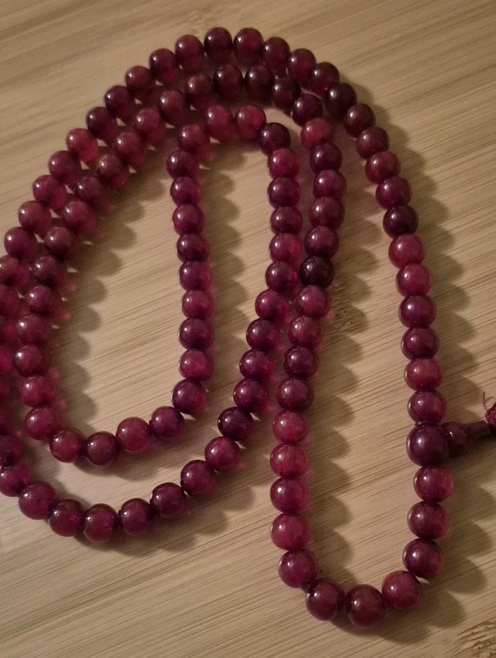 Colar -Contas vibrantes 8mm olho de tigre magenta mais de 100 - Imagem 1 de 3