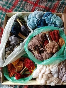 Job Lot Anchor Tapestry Wool 10m Approximately 185 Pieces Various Colours - Picture 1 of 12