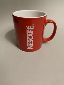 Nescafe Tasse Becher in rot ( rund ) mit Schriftzug in weiß - Bild 1 von 4
