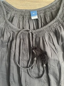 Old Navy Midikleid Taille definiert anthrazitgrau bestickt Quaste Gr. XXL - Bild 1 von 8