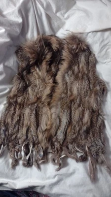 Chaleco de piel de conejo y mapache para mujer marrón claro tostado talla SM ¡USADO EN EXCELENTE ESTADO! Foto 1 de 4