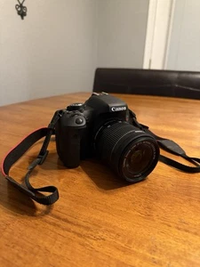 Canon EOS Rebel T6i - Picture 1 of 15