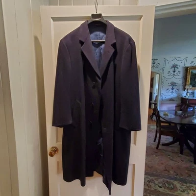 Abrigo de cachemir azul marino para hombre Foto 1 de 4