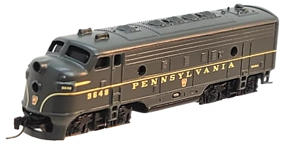 MTL Z 14009-2 F7 Pennsylvania RR Powered A-Unit Locomotive # 9648 (Tested) #2 - Image 1 of 4