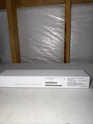 Apple Watch SE 2nd Gen 41MM Starlight CELLULAR (Grade A) - Image 1 of 4