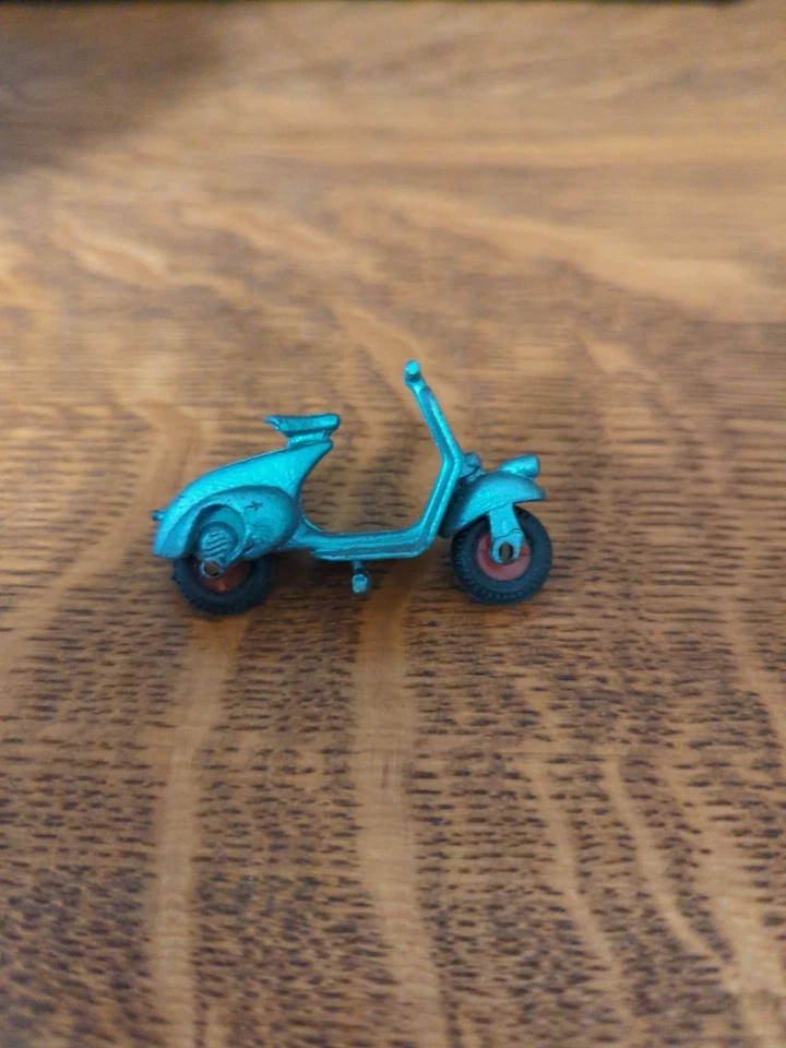 Vintage Benbros "Vespa" Scooter No. 15 Diecast Toy "Mighty Midgets" - Made in En - Image 1 of 4