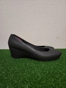 Crocs Women’s Lina Wedge Black Pump Heels size 11 - Picture 1 of 8