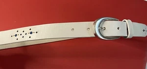 Nine West Women's Large  White Leather Belt w/ Southwest design 39.5" L x 1" W - Picture 1 of 4