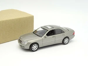 Maisto SB 1/43 - Mercedes Classe S 1998 Grigia - Foto 1 di 1