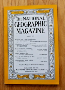 National Geographic julio 1951; Languedoc; Longwood Gardens; Labrador; Gusano de seda - Imagen 1 de 24