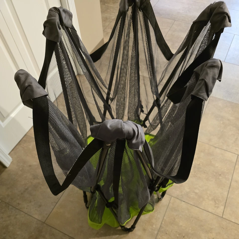 Juego portátil Summer Infant Pop 'n Play, verde - bolígrafo ligero para jugar Foto 1 de 2