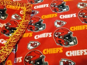 Kansas City Chiefs Fleece Throw Blanket  Super Ruffle Crochet Edge Football NFL - Picture 1 of 6