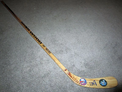 Palo de hockey autografiado firmado por Kyle Okposo New York Islander con certificado de autenticidad Brooklyn Foto 1 de 2