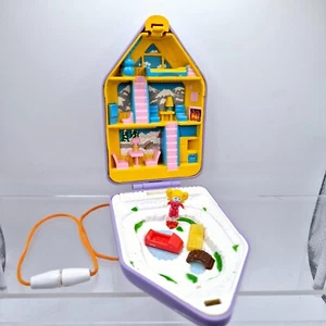Schöne Kitty Polly Pocket kompaktes Spielset Haus Vintage 90er - Bild 1 von 3