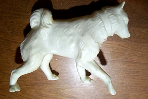 1:6 Hasbro 1970s ADVENTURE TEAM SLED DOG, Hard/Hollow Styrene Plastic NM/Loose - Picture 1 of 7