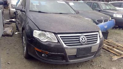 Guantera Volkswagen Passat LUX 2,0 L turbo tracción delantera 2006-2010 OEM Foto 1 de 4