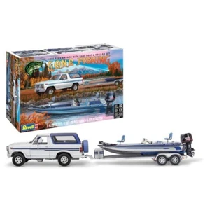 Revell 1/24 1980 Ford Bronco w/Bass Boat Plastic Model Kit 17242 - Picture 1 of 1