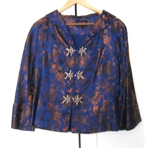 KÜNSTLERPALAST HONGKONG - TRADITIONELLE CHINESISCHE JACKE AUS SATIN BROKAT - GR. XXL - Bild 1 von 20