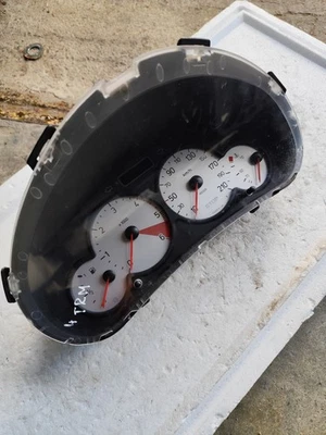 Peugeot 206 2004 1.6/instrument cluster/9656696280 - Image 1 of 4