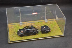 VOLKSWAGEN MAGGIOLINO GUERRA MONDIALE 1/43 DIORAMA SCHUCO HITLER GERMANIA - Foto 1 di 5