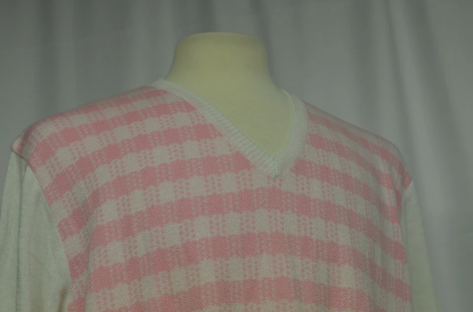 Burberry London Size XL Sweater Fine Knit V Neck Pink White Checkered Logo Italy - Image 1 of 4