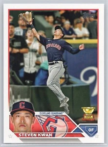2023 Topps Serie 1 #116 Steven Kwan Cleveland Guardians Baseballkarte - Bild 1 von 2