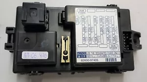 Daihatsu Yrv ´02 1,3 Gasolina Caja de Fusibles 82600-97405 8198097201 Relaisbox - Imagen 1 de 10