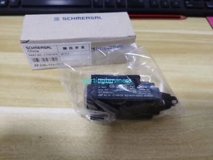 1 Stück Neu für Schmersal ZR 236-11Z-M20 ZR23611ZM20 Endschalter ZR236-11Z-M20 - Bild 1 von 5