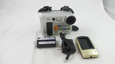 Sony Mavica 0.3 MP Floppy Disk Digital Floppy Disk Camera (MVC-FD75) - Image 1 of 2