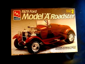 Kit Modelo 1929 Ford Modelo "A" Roadster 2n1 Kit AMT 1:25 - Imagen 1 de 4