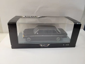 NEO 1978 Mercedes-Benz 240D W123 Langlimousine 1/43 V123 #442445 - Bild 1 von 12