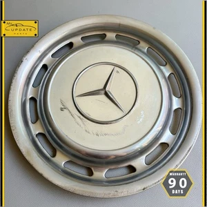 MERCEDES 14" HUBCAP BEIGE W123 R107 W108 W109 W111 W113 W114 W115 W116 W126 W201 - Picture 1 of 8