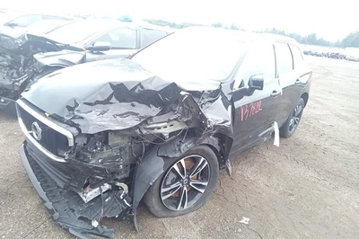 2018 Volvo XC60 Transmission OEM 63K Miles - LKQ393288514 - Image 1 of 4