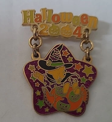 JDS Tokyo Disney Store Halloween 2004 Winnie The Pooh Witch Pin 33037 - Image 1 of 3