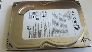 SEAGATE 320GB SATA HDD INTERNAL HARD DRIVE model ST3320311CS - Picture 1 of 5