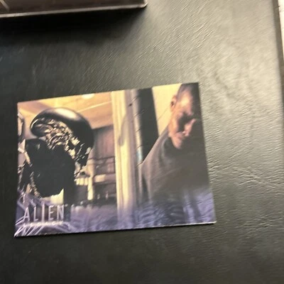 Jb2 Alien Legacy 1998 InkWorks #30 Curious About Ripley Alien 3 Foto 1 de 2