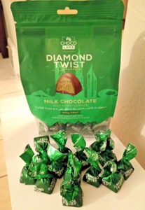 LOVE AT FIRST BITE VIRAL DUBAI CHOCOLATE PISTACHIO KUNAFA 450gr 35 PCS - Picture 1 of 7