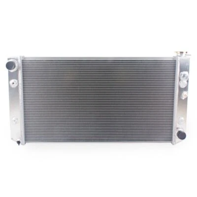 Radiador para 1982-1993 GMC G2500 G3500 Jimmy P3500 R1500 R2500 R3500 Suburban Foto 1 de 4