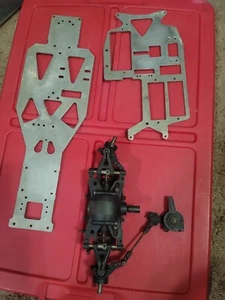 VINTAGE RARE SG MK4 CHASSIS LOT AND REAR DIFFERENTIAL 1/8 SCALE RC RARE HTF !!! - Picture 1 of 7