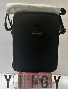 🐼💦 Michael Kors 🐼💦 Everett Black Flight Crossbody Bag 🐼 GB46 - Picture 1 of 7